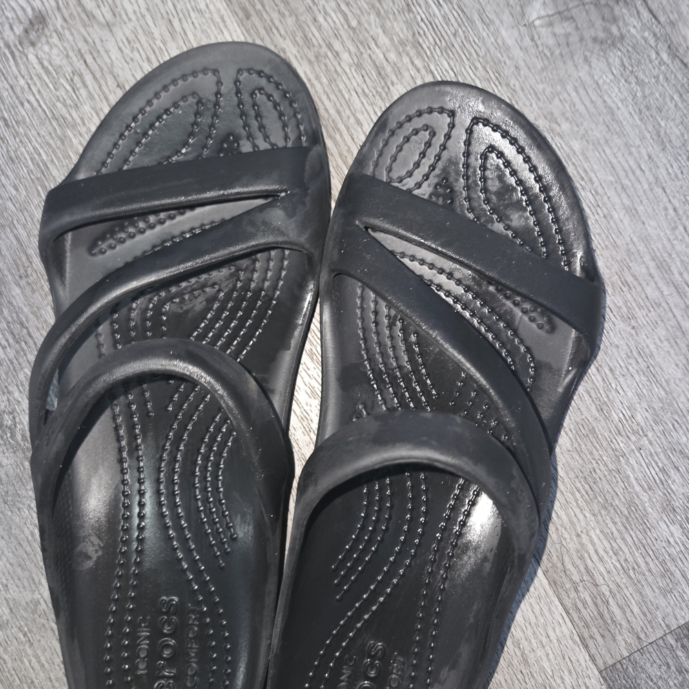 CROCS Black Classic Clog Pair